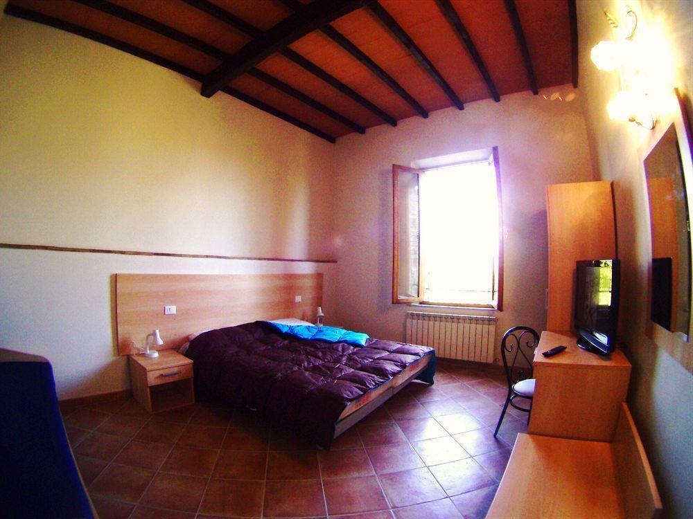 مبيت وإفطار Val di Pugna Casa Cecchi المظهر الخارجي الصورة