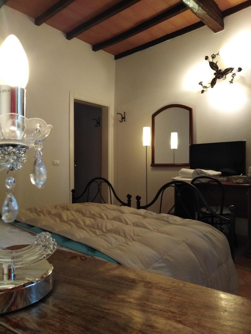 مبيت وإفطار Val di Pugna Casa Cecchi المظهر الخارجي الصورة